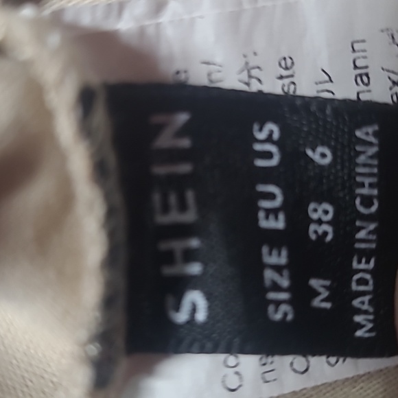 WOMEN'S SHEIN ANIMAL SHIRT - Picture 4 of 5